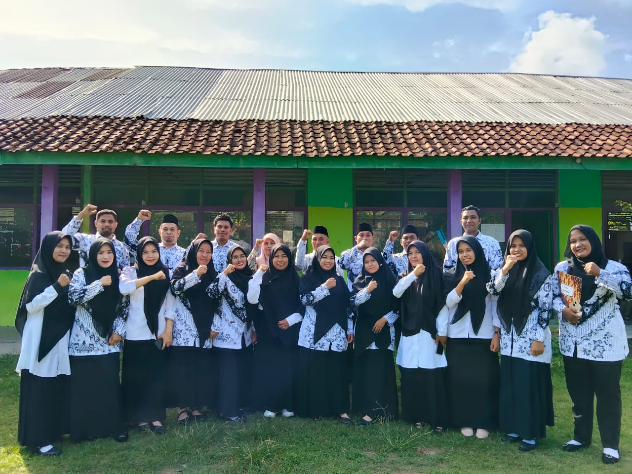 Cover Hari Guru Nasional 25-November Tahun 2025